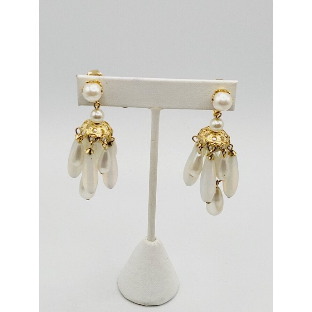 Vintage Opaline Glass Dangle Clip Earrings (A173)